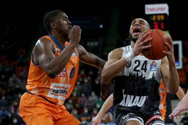 关键时刻接 关键时刻接