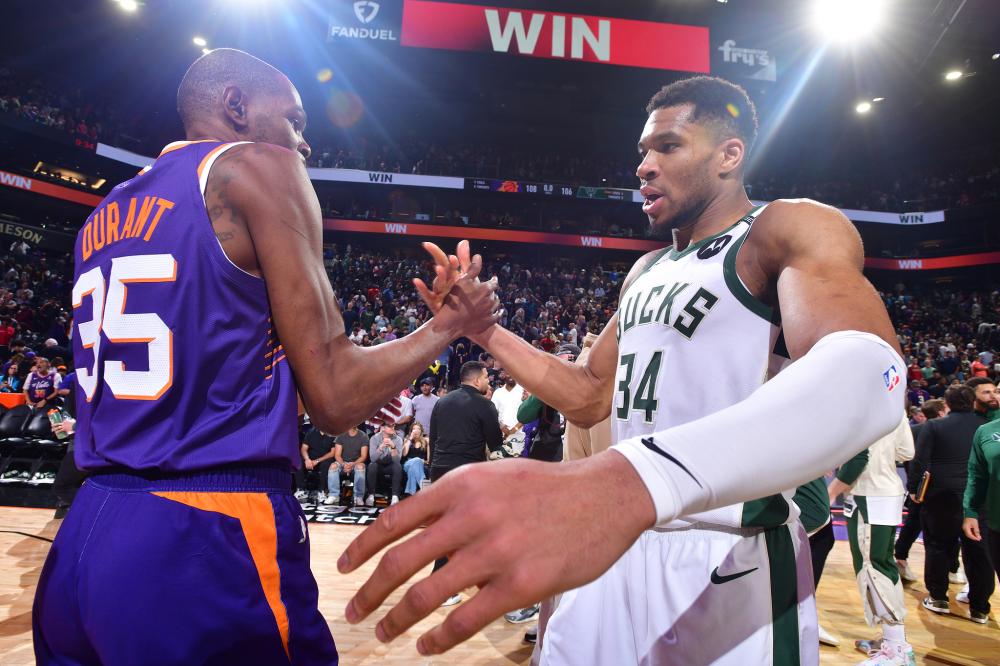 教训并进行 教训并进行