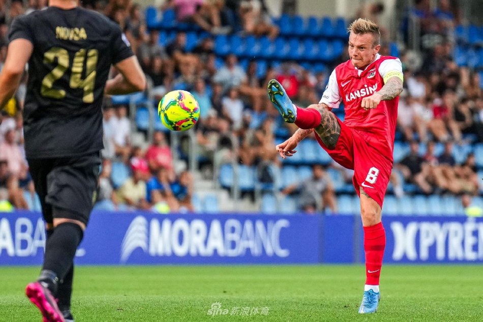 乐部的经济 乐部的经济